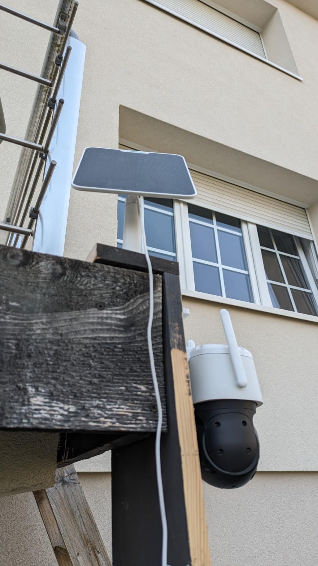 Très bonne caméra solaire