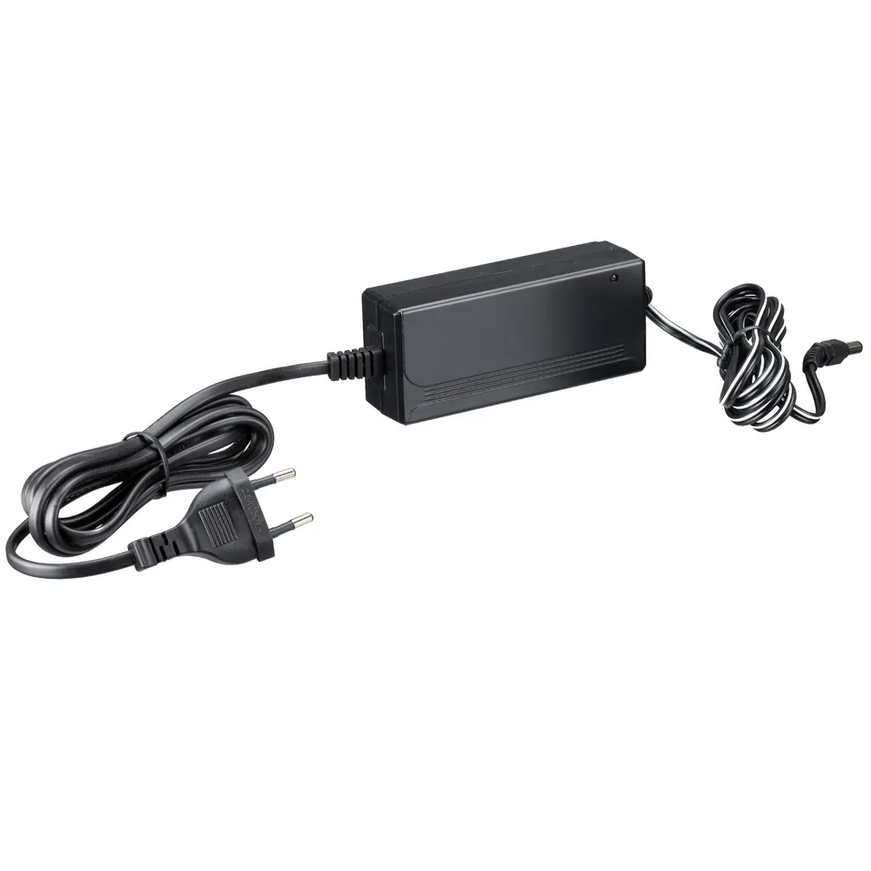 bresser-alimentation-universelle-230v-12v-3-0a-pour-t-lescopes image 1